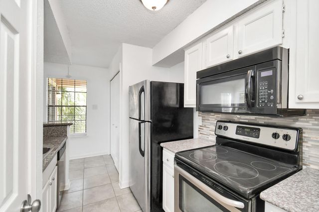 2300 Old Spanish Trail Street 2004, Houston, TX 77054
