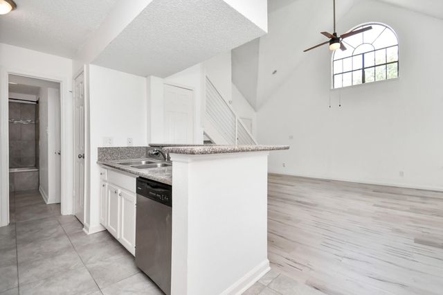2300 Old Spanish Trail Street 2004, Houston, TX 77054