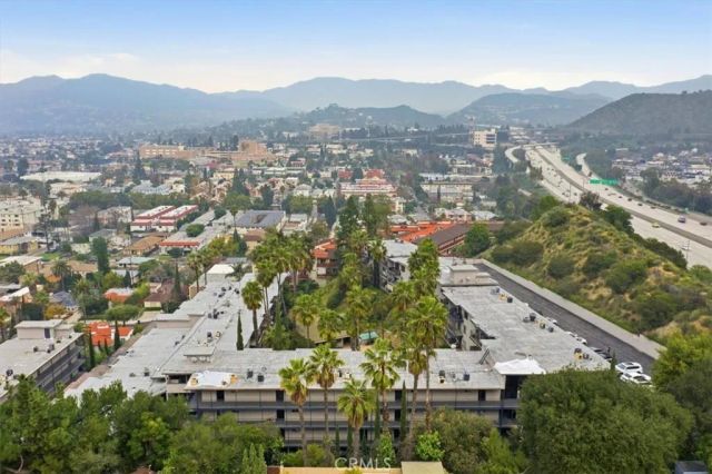 1517 E Garfield 32, Glendale, CA 91205