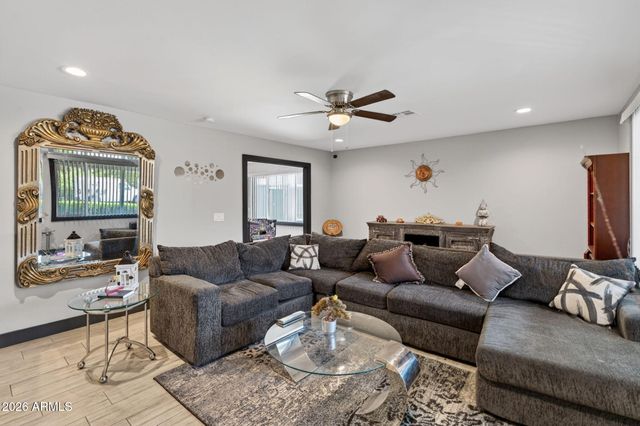 2221 N 27TH Street, Phoenix, AZ 85008