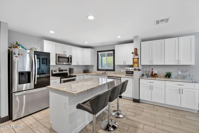 2221 N 27TH Street, Phoenix, AZ 85008