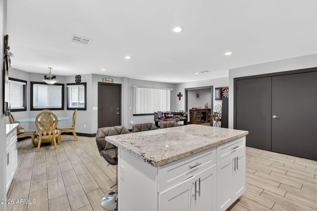 2221 N 27TH Street, Phoenix, AZ 85008