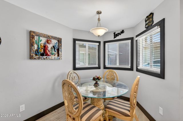 2221 N 27TH Street, Phoenix, AZ 85008