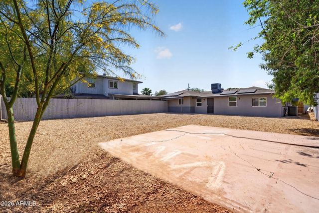 2221 N 27TH Street, Phoenix, AZ 85008