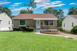 9542 Theodosia Avenue, Overland, MO 63114