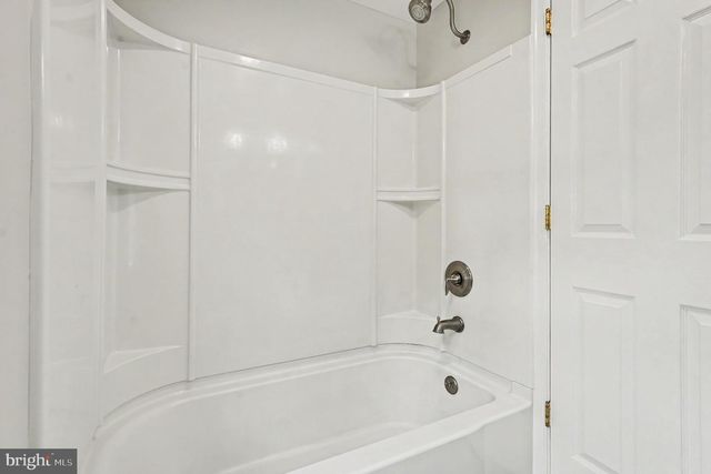 324 W MONTGOMERY AVE, North Wales, PA 19454