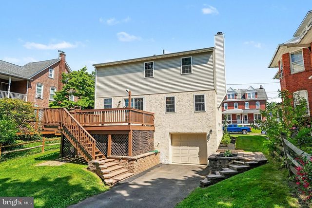 324 W MONTGOMERY AVE, North Wales, PA 19454
