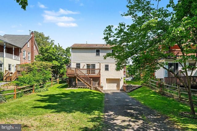 324 W MONTGOMERY AVE, North Wales, PA 19454
