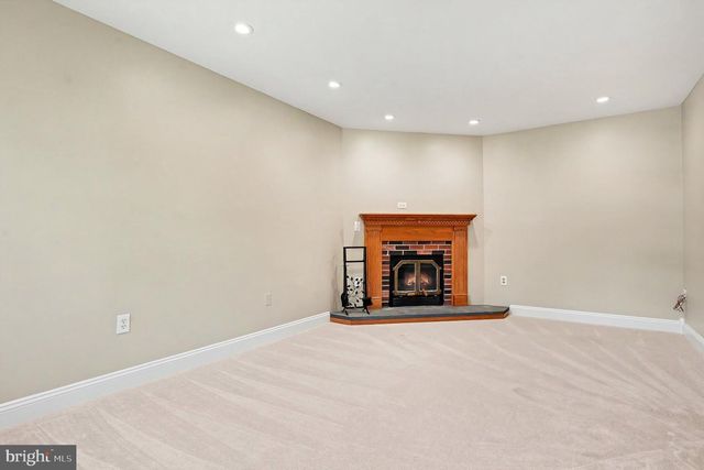 324 W MONTGOMERY AVE, North Wales, PA 19454