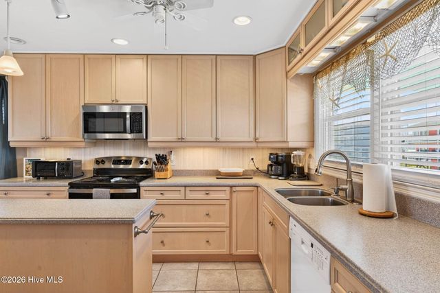 124 Starfish Drive, Supply, NC 28462