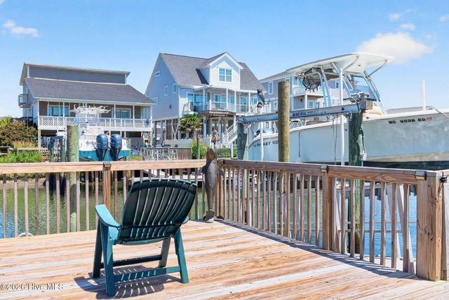 124 Starfish Drive, Supply, NC 28462
