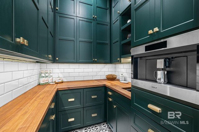 11704 Chanticleer Court, Pensacola, FL 32507