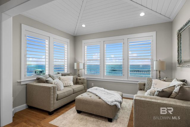 11704 Chanticleer Court, Pensacola, FL 32507