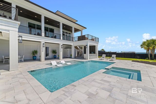 11704 Chanticleer Court, Pensacola, FL 32507