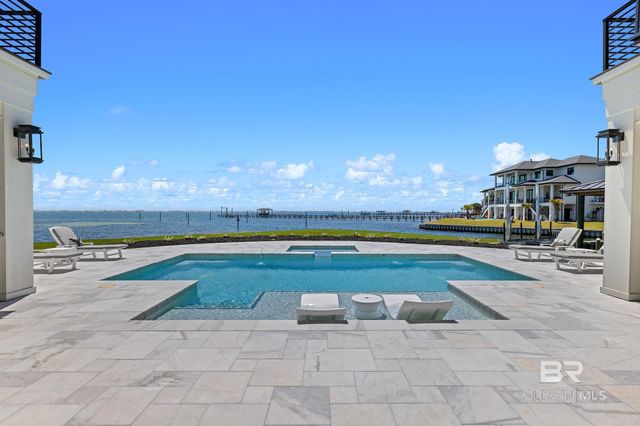 11704 Chanticleer Court, Pensacola, FL 32507