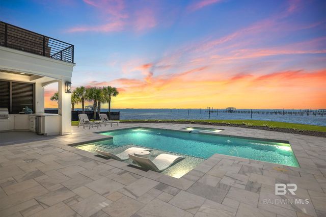 11704 Chanticleer Court, Pensacola, FL 32507