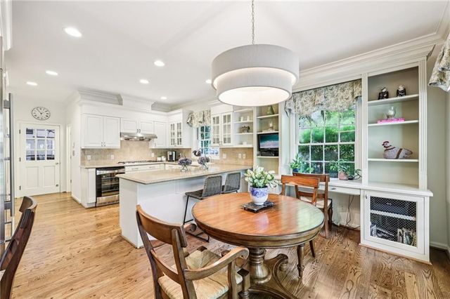 1382 W Wesley NW Road, Atlanta, GA 30327