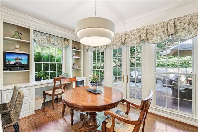 1382 W Wesley NW Road, Atlanta, GA 30327