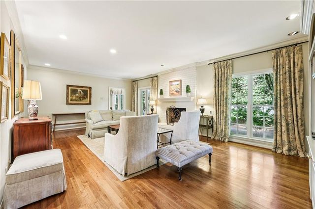 1382 W Wesley NW Road, Atlanta, GA 30327