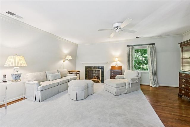 1382 W Wesley NW Road, Atlanta, GA 30327