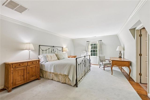 1382 W Wesley NW Road, Atlanta, GA 30327