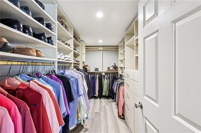 1382 W Wesley NW Road, Atlanta, GA 30327