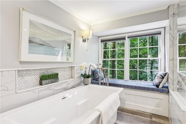 1382 W Wesley NW Road, Atlanta, GA 30327