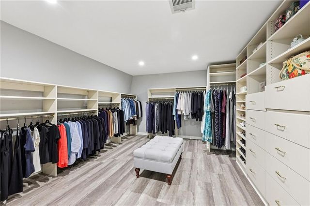1382 W Wesley NW Road, Atlanta, GA 30327