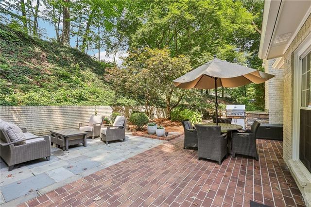 1382 W Wesley NW Road, Atlanta, GA 30327