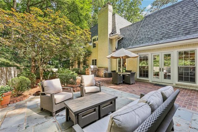 1382 W Wesley NW Road, Atlanta, GA 30327
