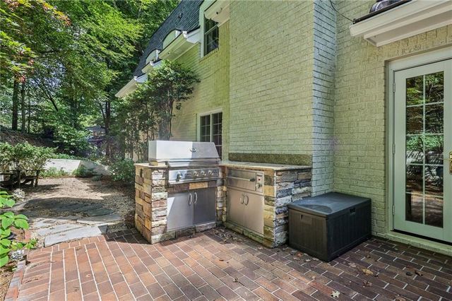 1382 W Wesley NW Road, Atlanta, GA 30327