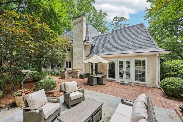 1382 W Wesley NW Road, Atlanta, GA 30327