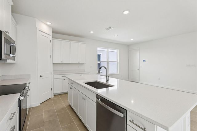 2051 IORIO STREET, St Cloud, FL 34771