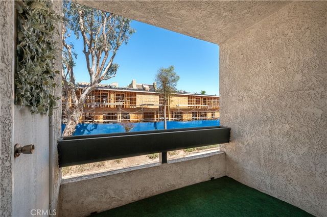 1903 Temple Avenue 210, Signal Hill, CA 90755