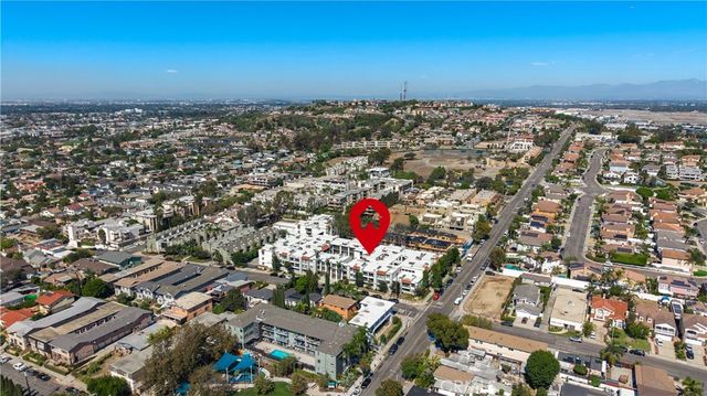 1903 Temple Avenue 210, Signal Hill, CA 90755