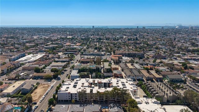 1903 Temple Avenue 210, Signal Hill, CA 90755