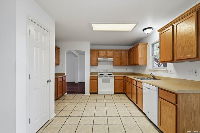 6107 WEXFORD PL, San Antonio, TX 78240