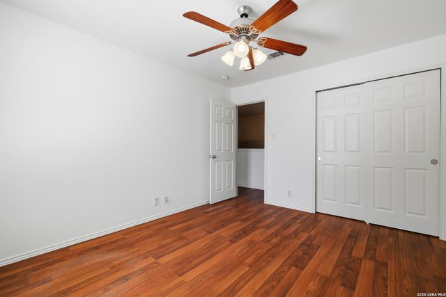 6107 WEXFORD PL, San Antonio, TX 78240