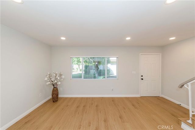 918 Huntington Dr O, Duarte, CA 91010