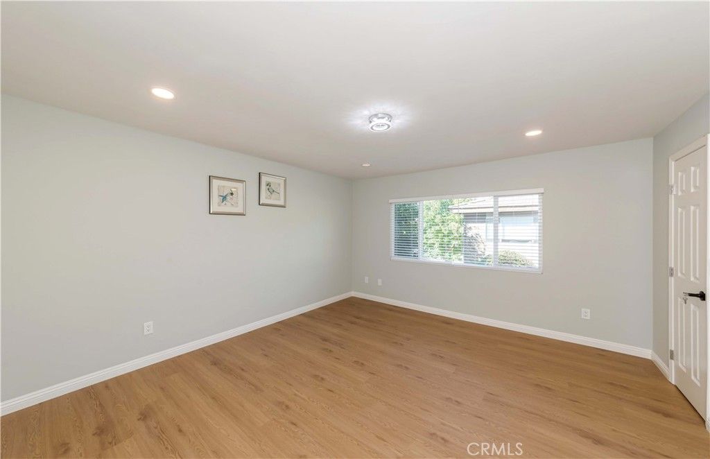 Image 13 of property listing at 918 Huntington Dr O, Duarte, CA 91010