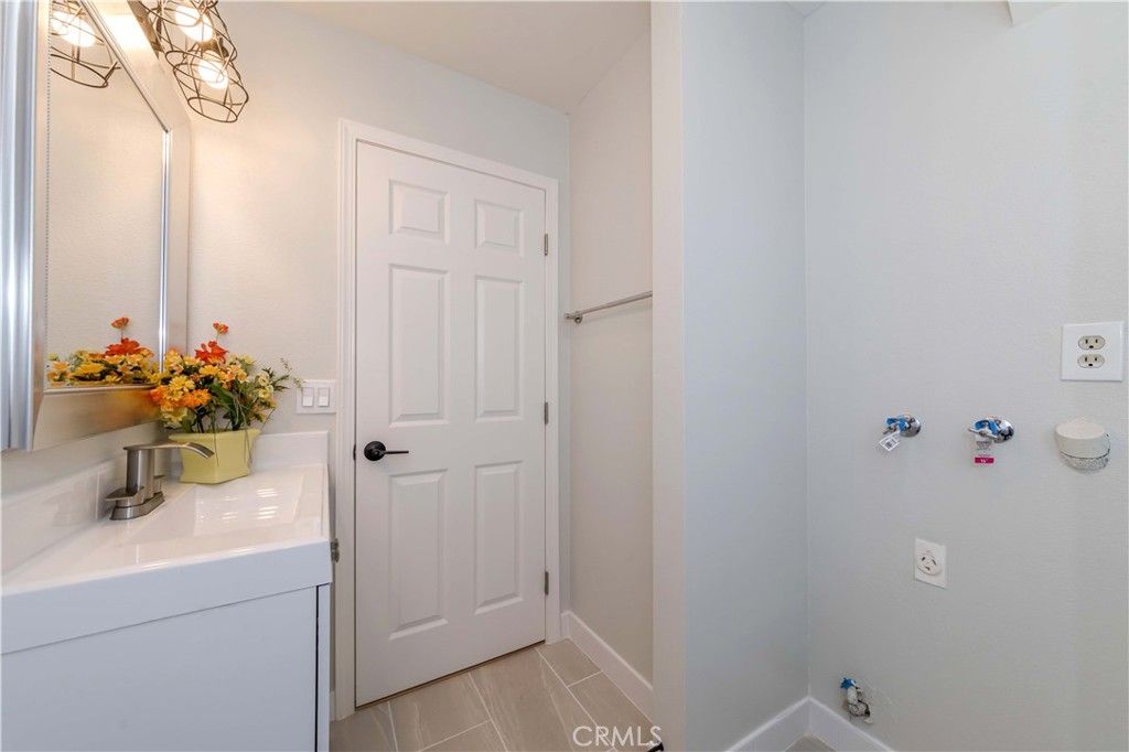 Image 7 of property listing at 918 Huntington Dr O, Duarte, CA 91010