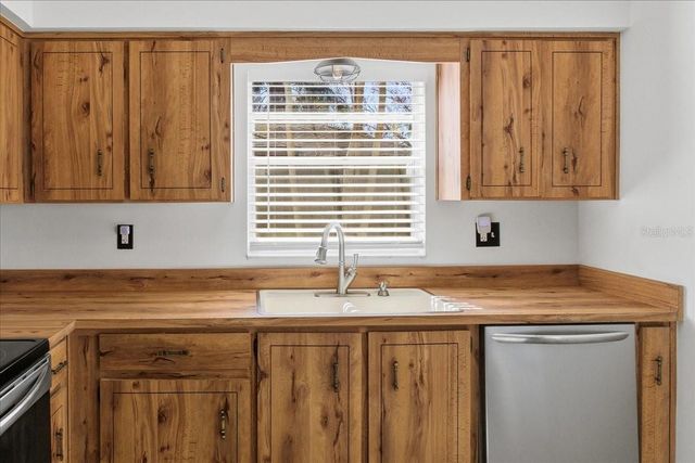 8 BERKSHIRE LANE, Palm Coast, FL 32137