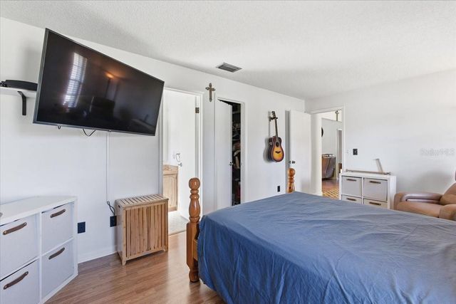 8 BERKSHIRE LANE, Palm Coast, FL 32137