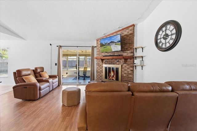 8 BERKSHIRE LANE, Palm Coast, FL 32137