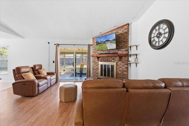 8 BERKSHIRE LANE, Palm Coast, FL 32137