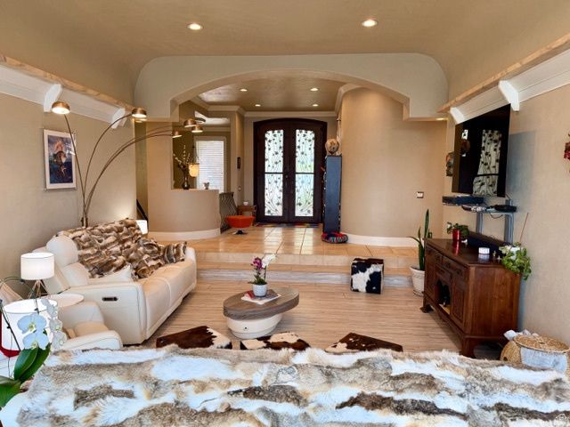 941 N SANDHURST DR, Salt Lake City, UT 84103