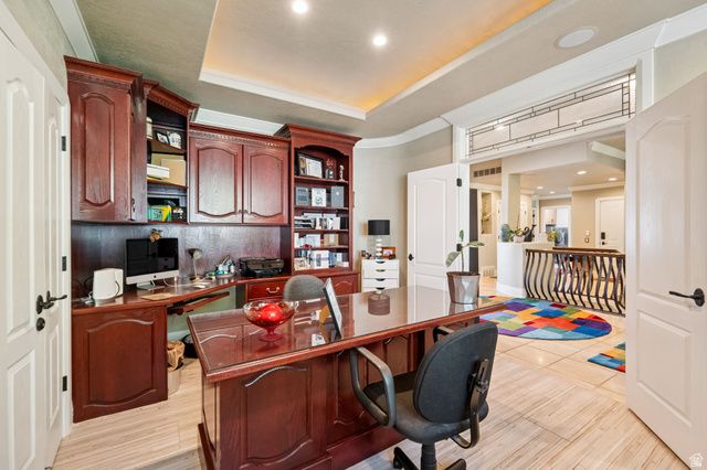 941 N SANDHURST DR, Salt Lake City, UT 84103