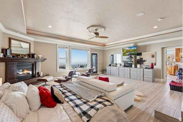 941 N SANDHURST DR, Salt Lake City, UT 84103