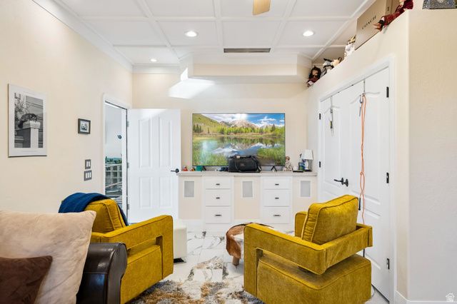 941 N SANDHURST DR, Salt Lake City, UT 84103