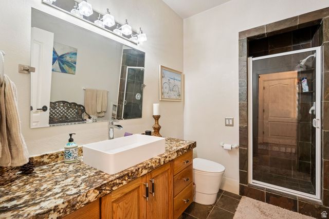 941 N SANDHURST DR, Salt Lake City, UT 84103